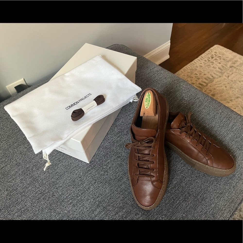 COMMON PROJECTS ACHILLES LOW CORK/ 2099 BROWN (42)